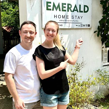 Emerald Home Stay Anuradhápura Exteriér fotografie